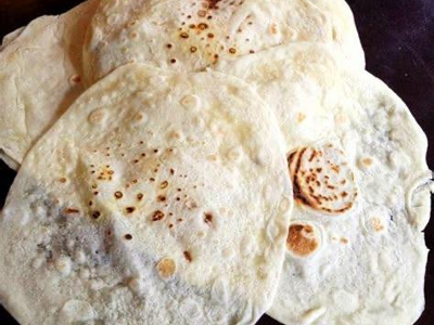 خبز عربي رقيق ( شراك)